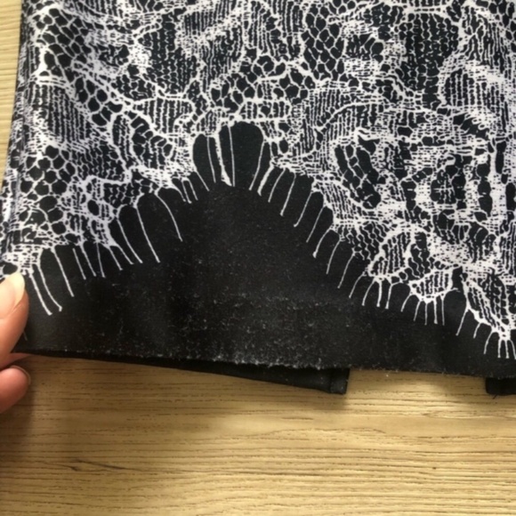 Floral Neiman Marcus Blue and White Sheath Midi Dress - Picture 4 of 8